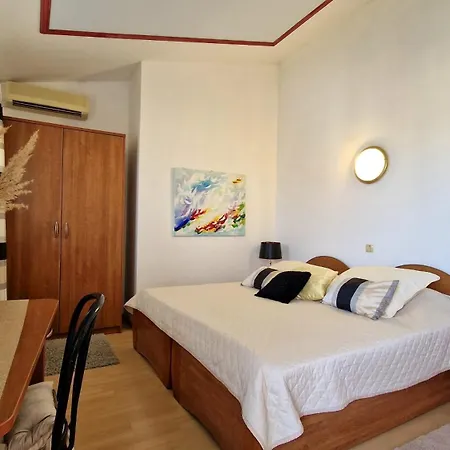 Апартаменты Avalena Penthouse