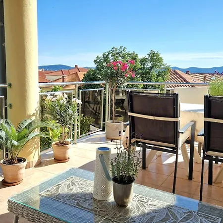 Avalena Penthouse Апартаменты *
