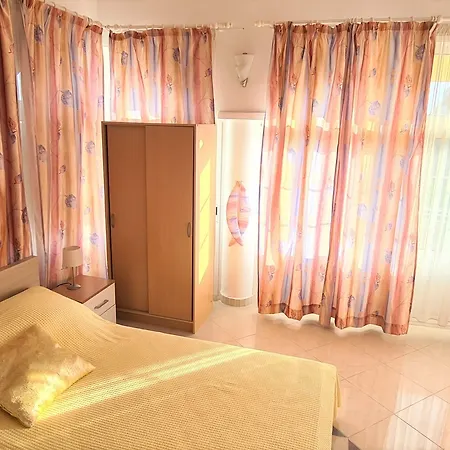 Avalena Penthouse Διαμέρισμα *