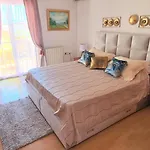 Avalena Penthouse Апартаменти Задар