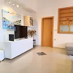 Апартаменти Avalena Penthouse Задар
