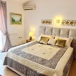 Апартаменти Avalena Penthouse Задар